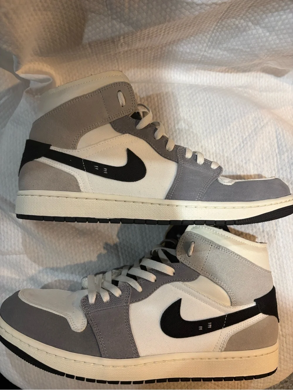 Nike Air Jordan 1 Mid SE Craft Cement Grey Men’s 11.5 DZ4136-002